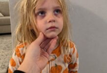 🥺👉💔 „TATA, MOLIM TE, NEMOJ ME SUTRA VODITI U ŠKOLU…“ Mislio sam da moja šestogodišnja kći jednostavno ne želi ići u školu. Ali jedne večeri primijetio sam tamni trag na njezinoj ruci. Pokušala ga je sakriti, a onda me pogledala ravno u oči i rekla nešto zbog čega sam samo sjeo na pod i zaplakao… 😨👇‼️