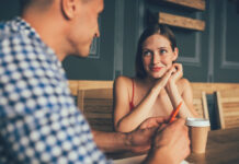 Horoskop za 15. oktobar: Lav pršti od želje da se dokaže, Škorpija zavodi kolegu sa posla, a njima sledi luda ljubavna avantura Horoskop za 15. oktobar: Lav pršti od želje da se dokaže, Škorpija zavodi kolegu sa posla, a njima sledi luda ljubavna avantura