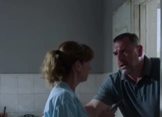 Kad sam pronašla poruke na muževom telefonu, shvatila sam da moja obitelj nije bila onakva kakvom sam je branila Kad sam pronašla poruke na muževom telefonu, shvatila sam da moja obitelj nije bila onakva kakvom sam je branila