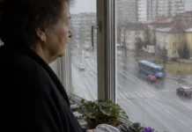 Kad su mi djeca opet prestala dolaziti, shvatila sam tko mi zapravo pokuca na vrata Kad su mi djeca opet prestala dolaziti, shvatila sam tko mi zapravo pokuca na vrata