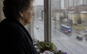 Kad su mi djeca opet prestala dolaziti, shvatila sam tko mi zapravo pokuca na vrata Kad su mi djeca opet prestala dolaziti, shvatila sam tko mi zapravo pokuca na vrata