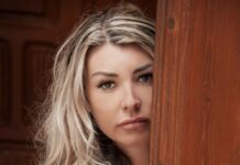 Mira iz Trstenika je radila duple smene da bi otplatila kredit za stan: Kad se jednom vratila kući ranije zatekla je muža u komšiluku, od prizora joj se slošilo Mira iz Trstenika je radila duple smene da bi otplatila kredit za stan: Kad se jednom vratila kući ranije zatekla je muža u komšiluku, od prizora joj se slošilo
