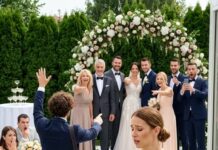 Na venčanju moje sestre, fotograf je stalno govorio: „Samo porodica za ovaj snimak Na venčanju moje sestre, fotograf je stalno govorio: „Samo porodica za ovaj snimak