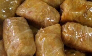 Samo ovako se pravi zaprška za sarmu: Kuhar otkrio caku zbog koje miriše kao kod bake Samo ovako se pravi zaprška za sarmu: Kuhar otkrio caku zbog koje miriše kao kod bake