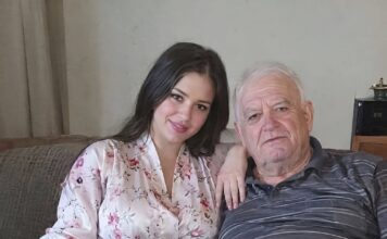 Udala sam se za umirućeg samohranog oca jer me molio da odgajam njegovu malu kćer nakon što njega više ne bude. Godinu dana kasnije pogledala me i rekla: „Mama, tata te nije prvi put vidio u bolnici… Još uvijek ne znaš zašto je zapravo izabrao baš tebe.” Udala sam se za umirućeg samohranog oca jer me molio da odgajam njegovu malu kćer nakon što njega više ne bude. Godinu dana kasnije pogledala me i rekla: „Mama, tata te nije prvi put vidio u bolnici… Još uvijek ne znaš zašto je zapravo izabrao baš tebe.”